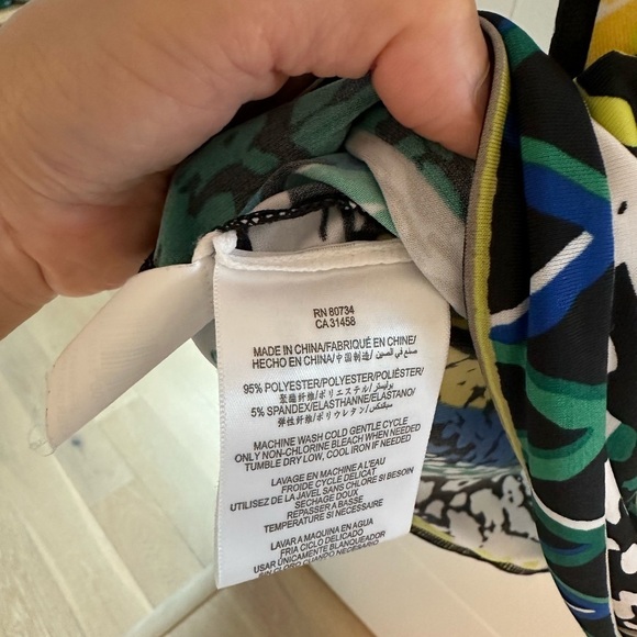 BCBG MAX AZRIA  WOMEN'S DALY V-NECK  JERSEY SHIRT DRESS SIZE S - Picture 6 of 8